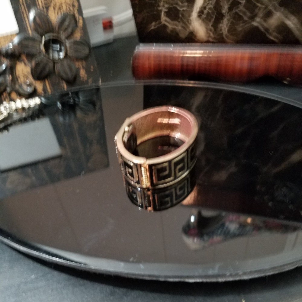 UPDATED Bracelet watch - Picture 5 of 5